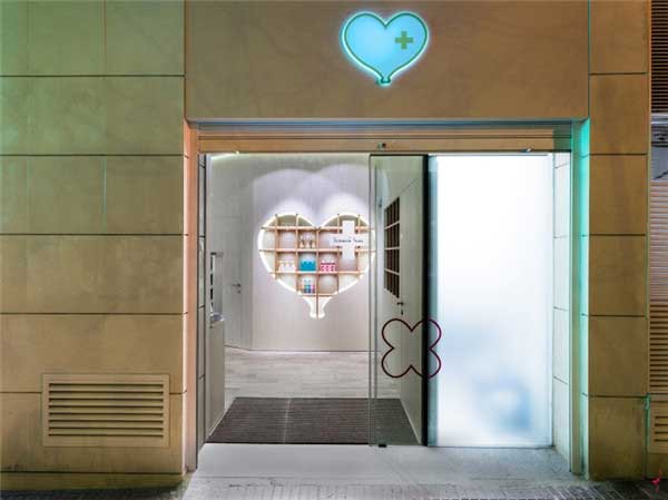  S´ana藥店室內(nèi)設計11  